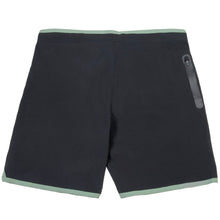 Load image into Gallery viewer, 18&quot; Hydra Boardshort Black